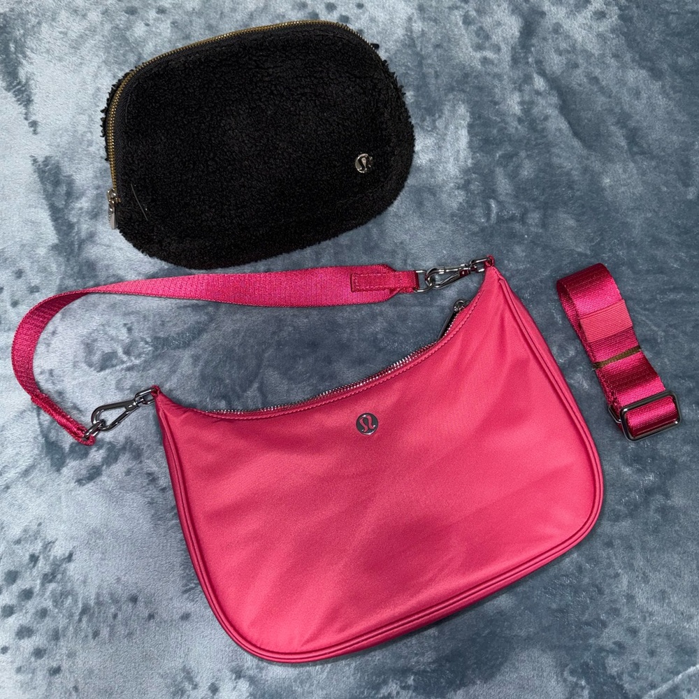 Lululemon Sherpa Belt Bag City Essentials Bag Store Tote bag